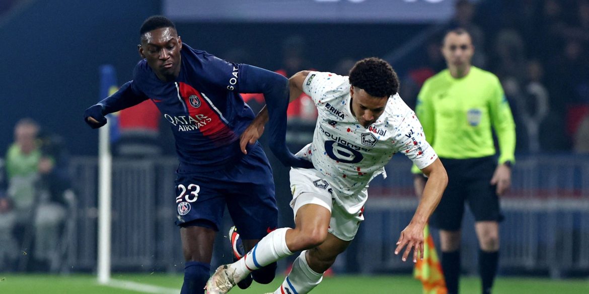 West Ham battling Spurs and Villa for "complete" Ben Johnson replacement